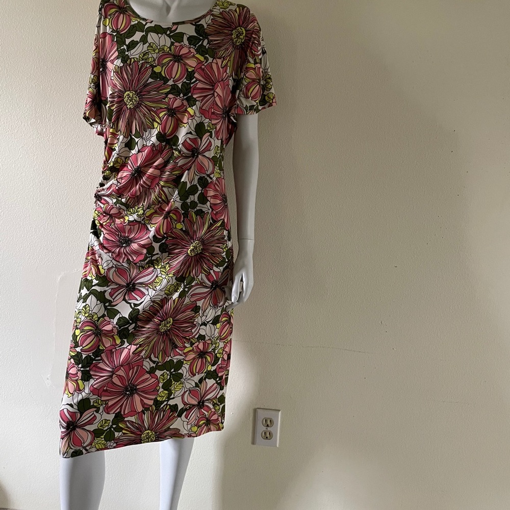 Women’s dress